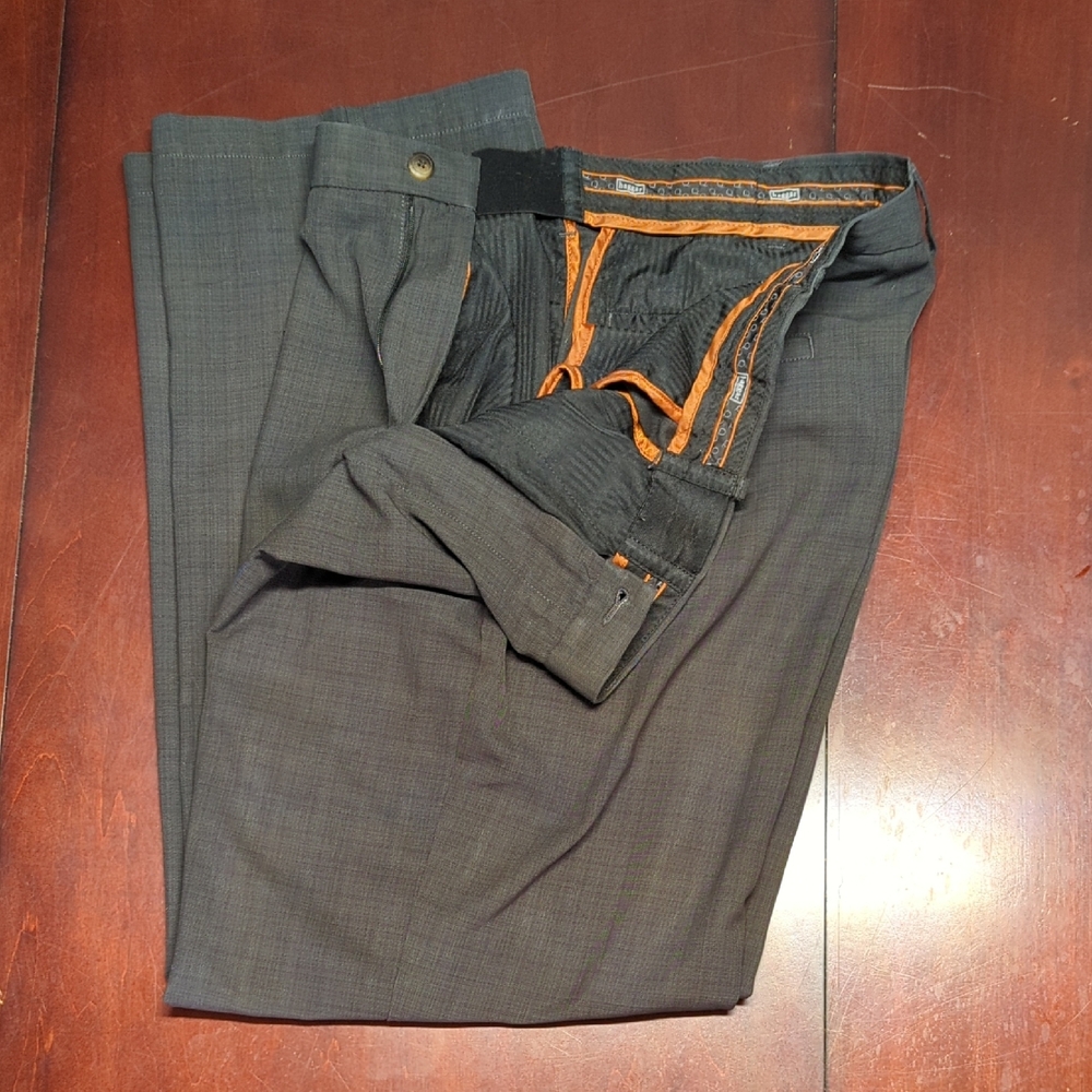 Haggar Men's Dress Pants 36x30 Charcoal Flat Front Comfort Waistband